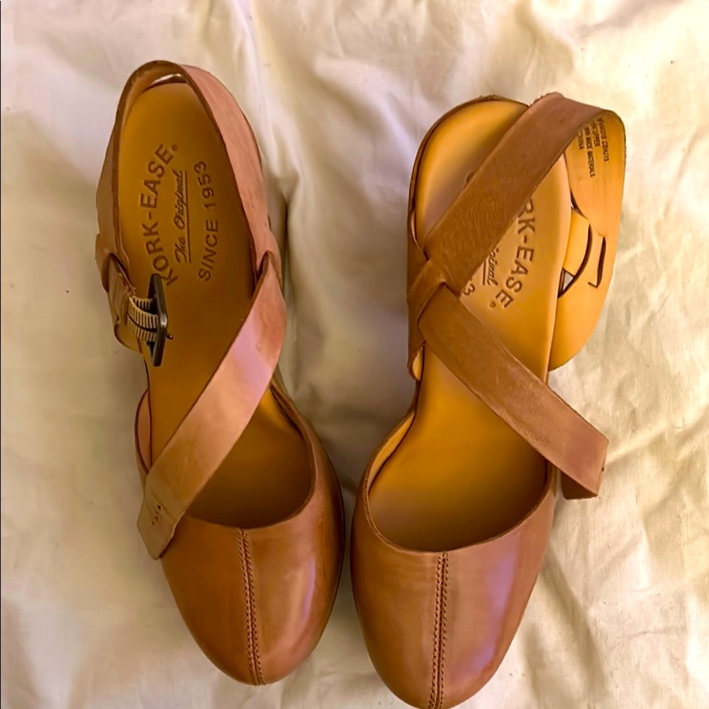 Kork-Ease Women's Tan Leather Shoes